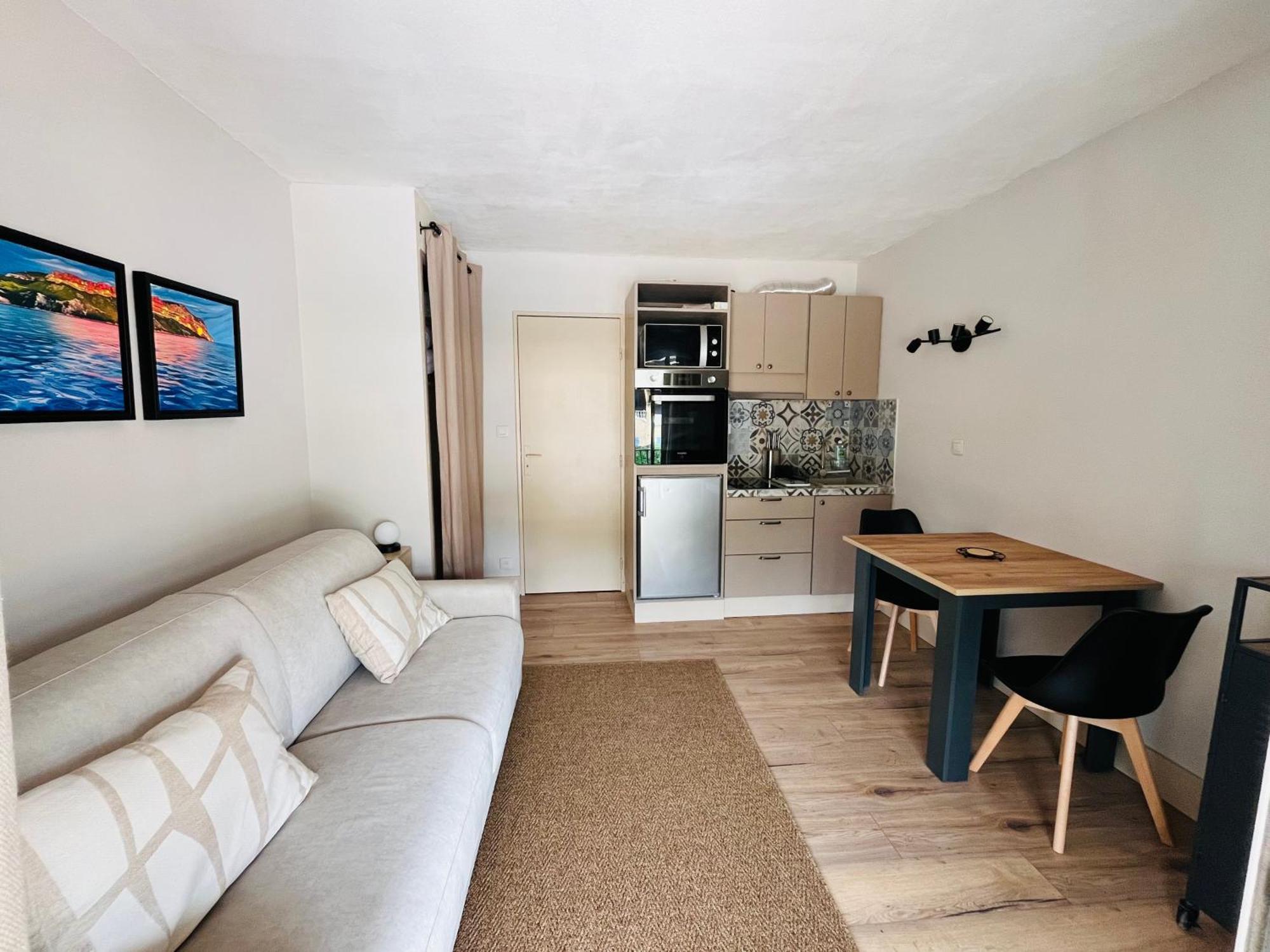 Studio Cosy En Bord De Mer Saint-Cyr-sur-Mer Zewnętrze zdjęcie