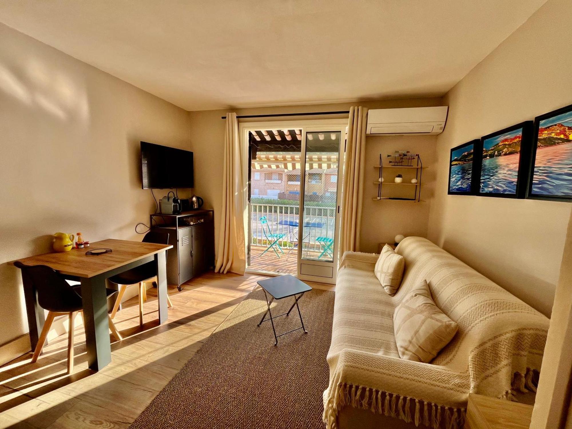 Studio Cosy En Bord De Mer Saint-Cyr-sur-Mer Zewnętrze zdjęcie